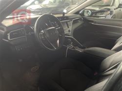 تۆیۆتا کامری